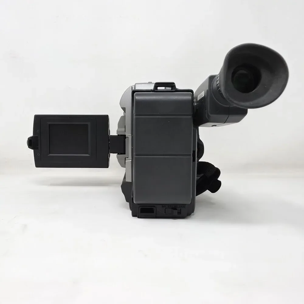 JVC GR-SXM330U Compact Super VHS Camcorder 400X Digital Zoom UNTESTED FOR PARTS